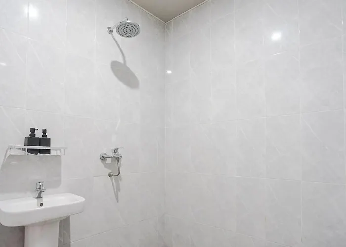 Maisaba Coliving Cempaka Hotel